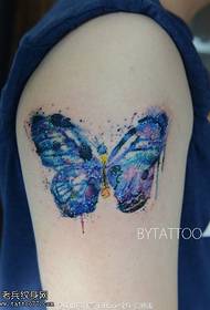 Modello di tatuaggio farfalla dell'acquerello spalla