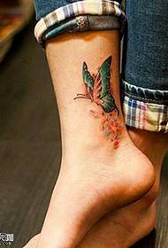 Model de tatuaj pentru fluturi de picior