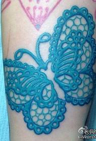 一款精美漂亮的蕾丝蝴蝶纹身图案