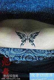 Tatuiruotės raštas juosmens drugelio totemo modeliu