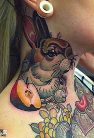 Patró de tatuatge de conill de coll