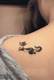 Modello di tatuaggio totem volpe spalla