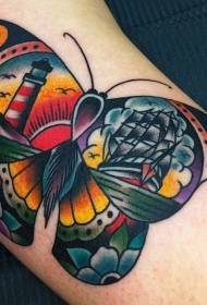 Vlindervlerke en landskap-tatoeëringspatroon