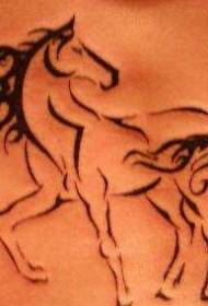 Nigra linio ĉevalo tatuaje mastro