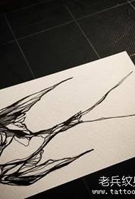 Manoscritto del tatuaggio dell'inchiostro della spruzzata della linea dell'uccello europeo ed americano
