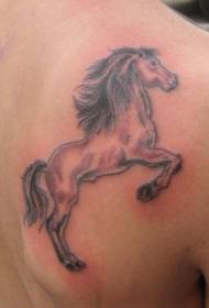Modello di tatuaggio marrone cavallo giovane spalla
