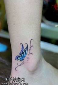 Modello tatuaggio farfalla