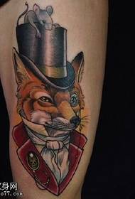 Patrón de tatuaje de zorro de caballero