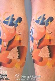 Modello di tatuaggio di volpe sul polpaccio