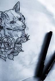 Mokyklos lapės rožių tatuiruotės modelio rankraštis