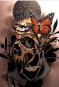 Personality fashion skull butterfly tattoo manuscript pattern picture