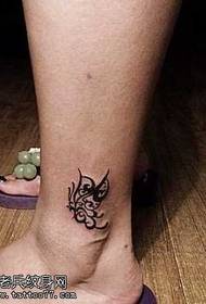Візерунок татуювання метелик тотем ноги