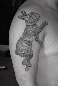 Modello di tatuaggio coniglio audace