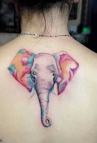 parte traseira patrón de tatuaxe de elefante