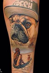 mode söt hund tatuering mönster på kalven