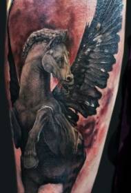Цвят на рамото реалистичен камък в стил резба на татуировка Pegasus