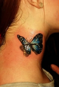 Tüdruku kaela ilus sinise saba liblika tätoveeringu muster