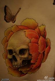 Slika rukopis u boji zmaj-leptir tetovaža božur