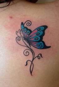 Blou oulike vlinder tatoeëerpatroon