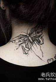 Neck butterfly Mga linya ng Europa at Amerikano na nabuong pattern ng tattoo ng tinta
