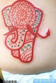struk u boji totem slon tetovaža uzorak