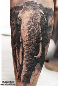 muundo wa tattoo nyeusi ya tembo kijivu