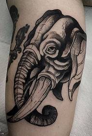 kruda elefanta tatuaje-ŝablono