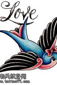 Manoscritto Bella piccola rondine Tattoo Pattern