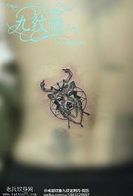 Vzor tetovania brucha jeleňov