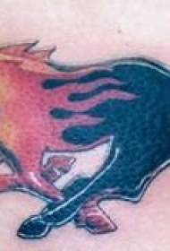Slika trbuha u boji plamena konja tetovaža slike