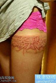 Modello di tatuaggio di pizzo farfalla gamba