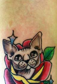 Cute tatuazh i vogël për mace