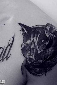 肩貓紋身圖案