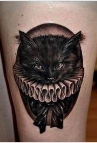 Sort kat og bue realistisk tatoveringsmønster