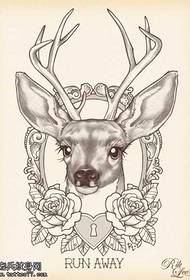 Modello tatuaggio cervo manoscritto
