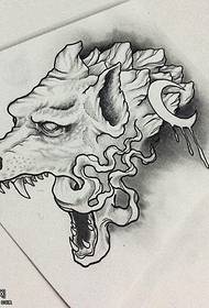 手稿狼頭紋身圖案