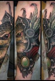 Modello di tatuaggio del casco dell'aquila di nuova scuola di colore