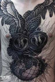 胸貓頭鷹紋身圖案