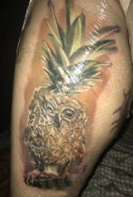 Drenge lår malet malede enkle linjer ananas ugle tatovering billeder