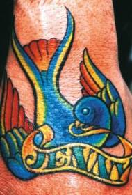 Ave azul con patrón de tatuaxe de letras