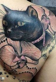 Плечовий кіт татуювання візерунок