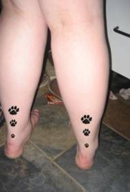 Modellu di tatuaggi di vittura stampata in paw di cat