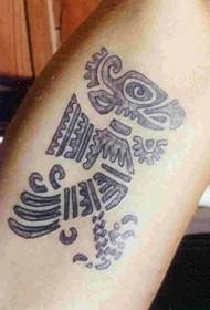 Actekų genties paukščių totemo tatuiruotės modelis