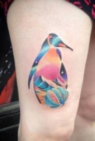 Nexşeya tattooê ya Penguin 10 nîgarên tattooê yên penguin