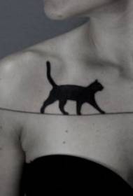 Modello del tatuaggio del tatuaggio del gattino e piccolo modello del tatuaggio del gattino di stile fresco del tatuaggio