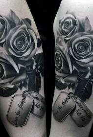 Reális stílusú Rózsa kutya címke tetoválás mintával