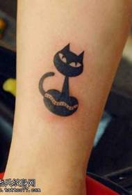 Láb cica tetoválás minta