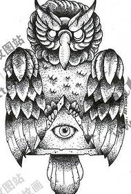 Patrón clásico del tatuaje del ojo del triángulo del búho