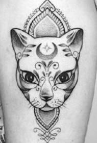 一组黑灰色的几何图形+小猫纹身图案欣赏