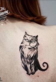 Modello di tatuaggio gattino tendenza moda spalla